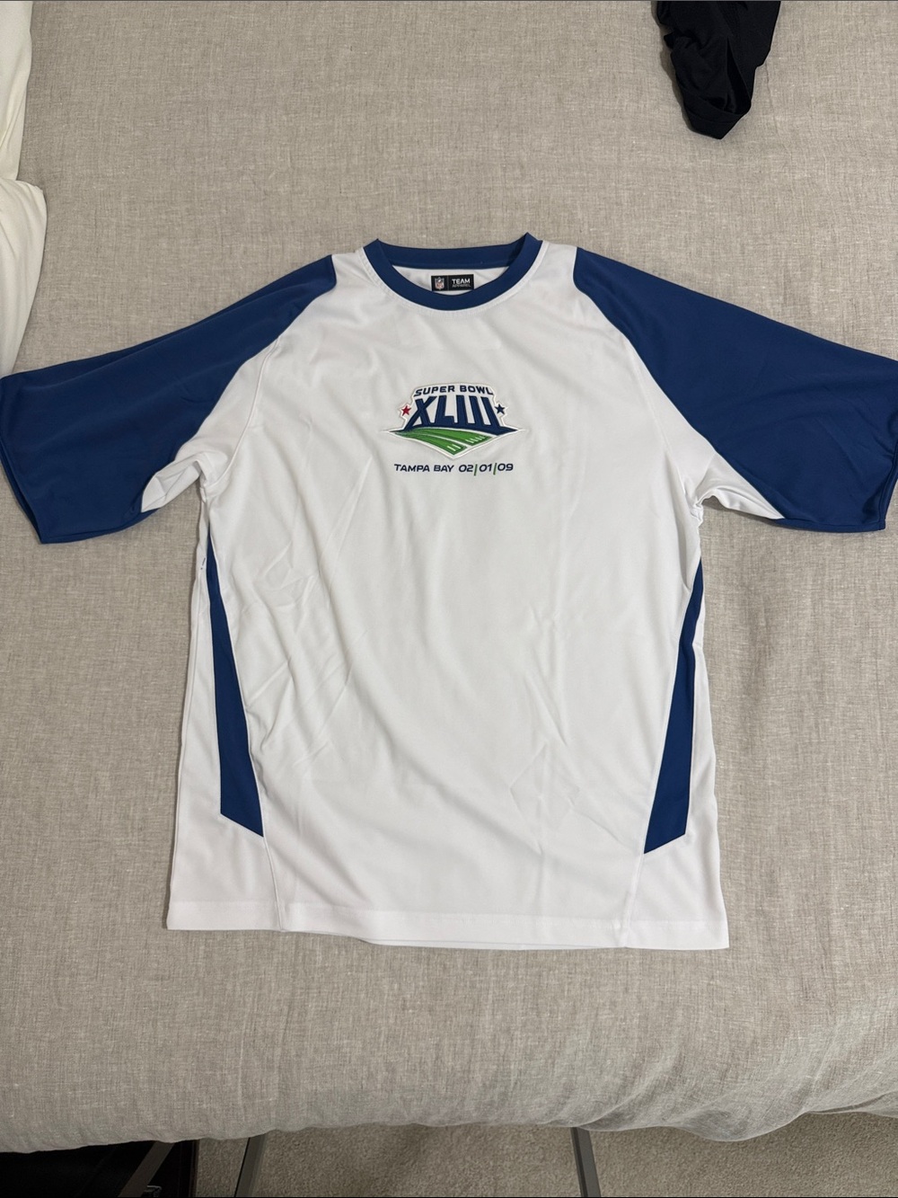 Team Apparel White & Navy Super Bowl XLIII Raglan Performance Shirt